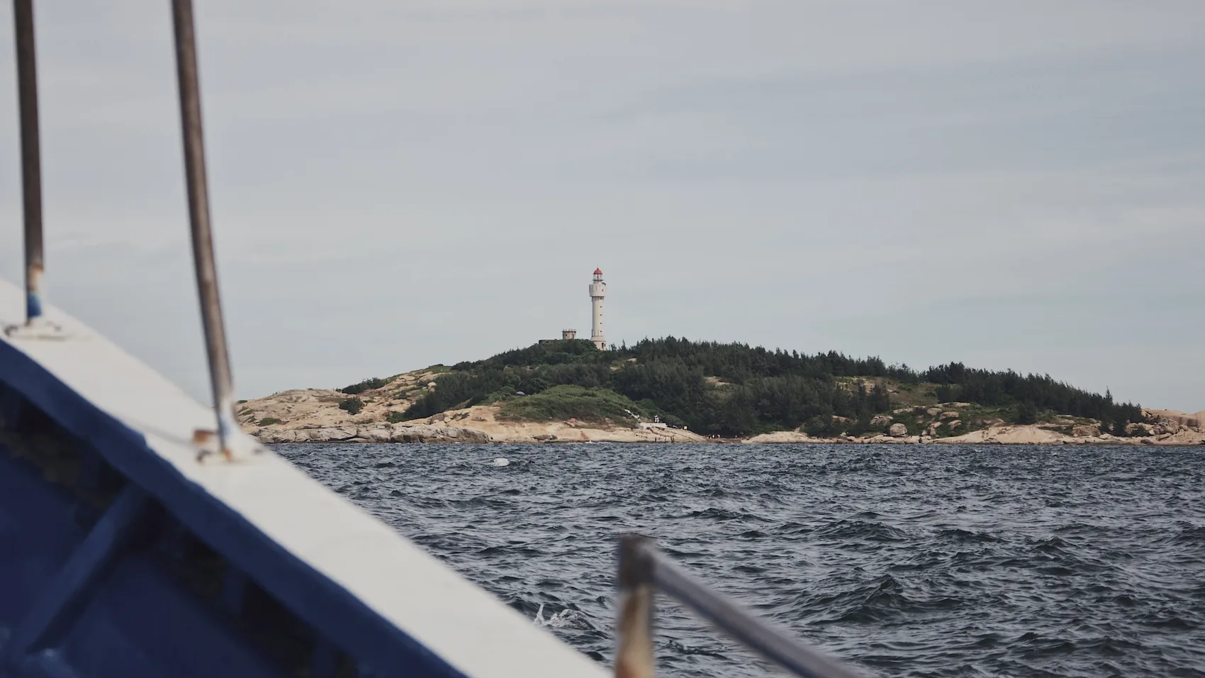 An island seen from a Shanwei speedboat crossing.
